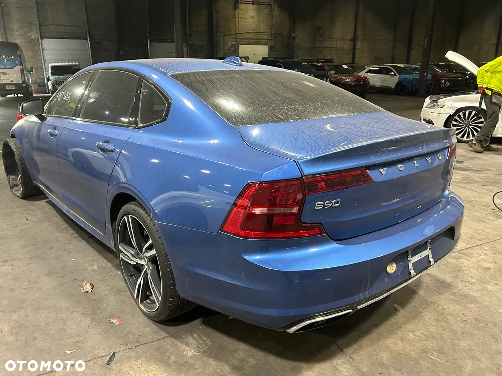 Volvo S90 T6 AWD R-Design - 13
