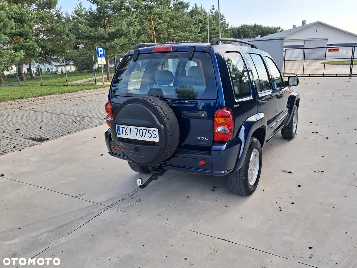 Jeep Cherokee 3.7 Limited - 13