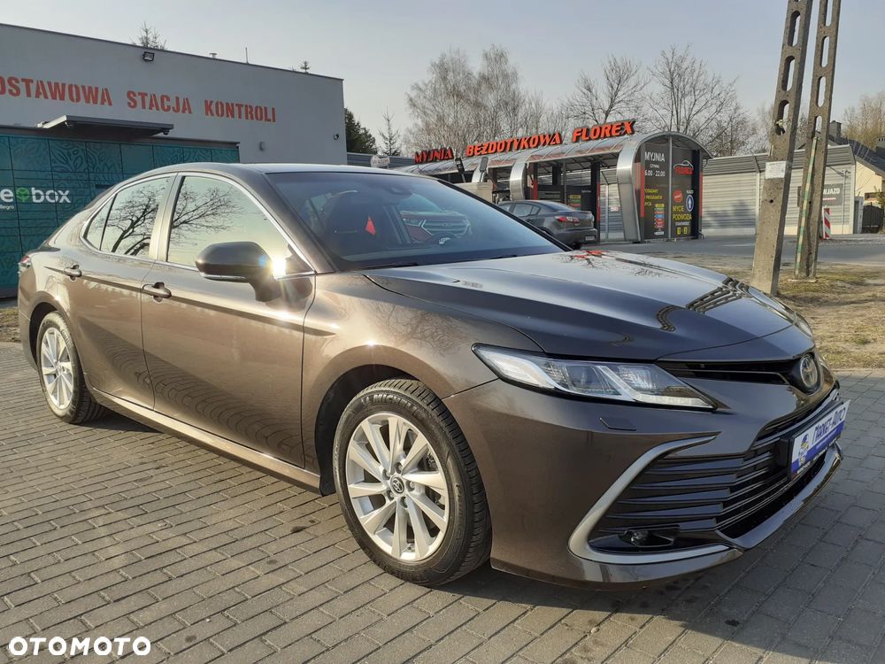 Toyota Camry 2.5 Hybrid Comfort CVT - 7