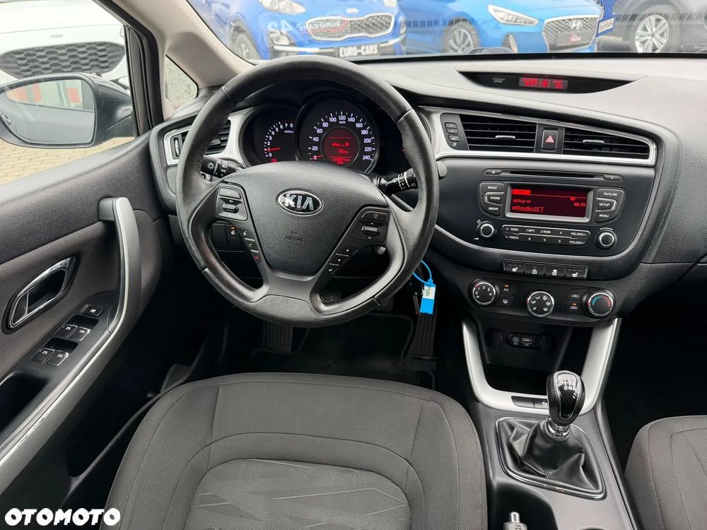 Kia Ceed 1.4 Attract - 15