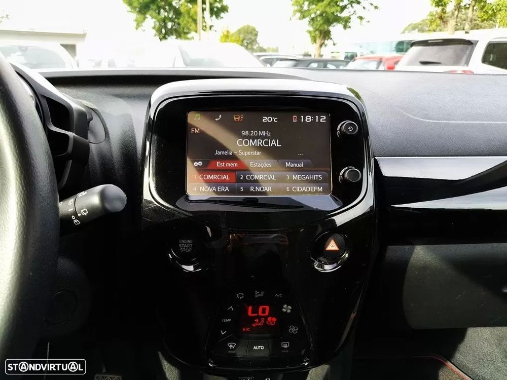 Peugeot 108 1.2 PureTech Allure - 13