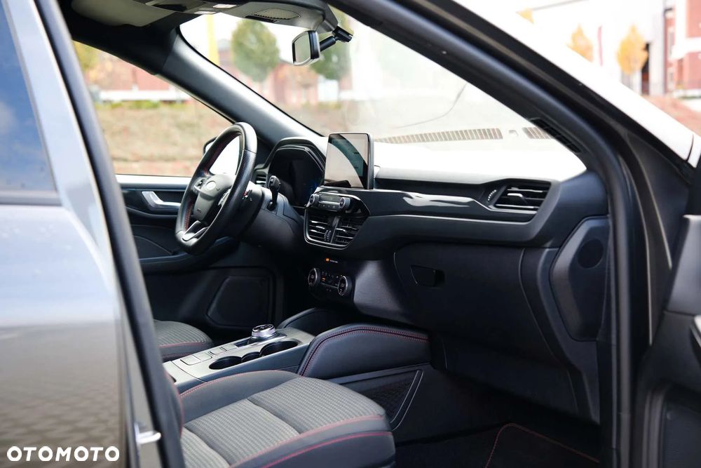 Ford Kuga 2.0 EcoBlue 4x4 ST-LINE - 32