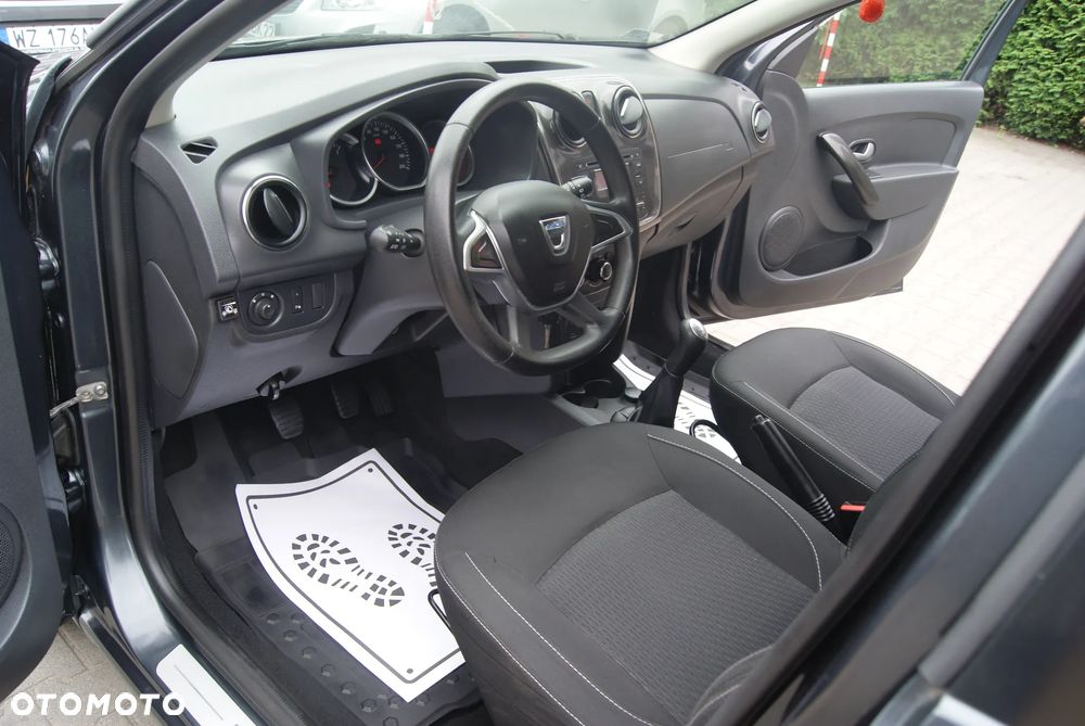 Dacia Logan 1.2 16V Laureate - 26