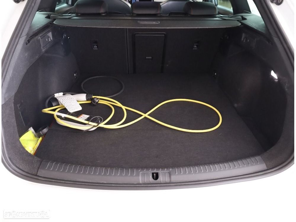 SEAT Leon ST 1.5 TSI e-Hybrid FR DSG - 13