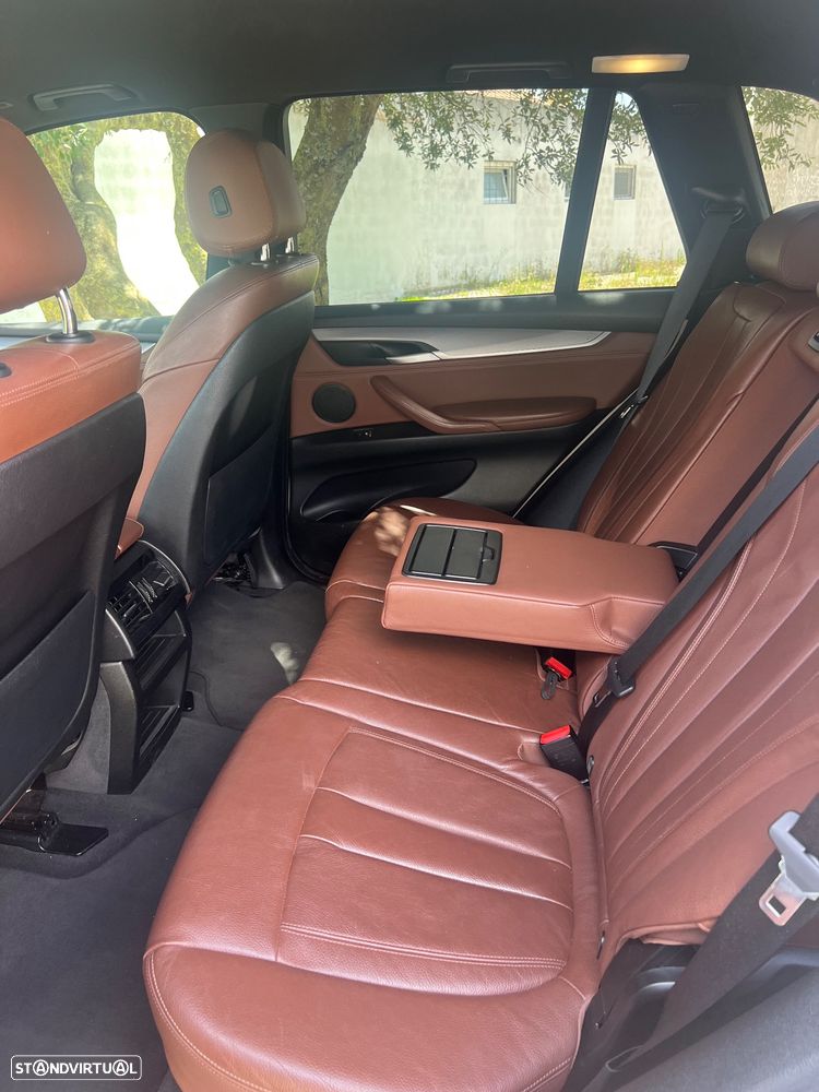 BMW X5 25 d sDrive Pack M - 9