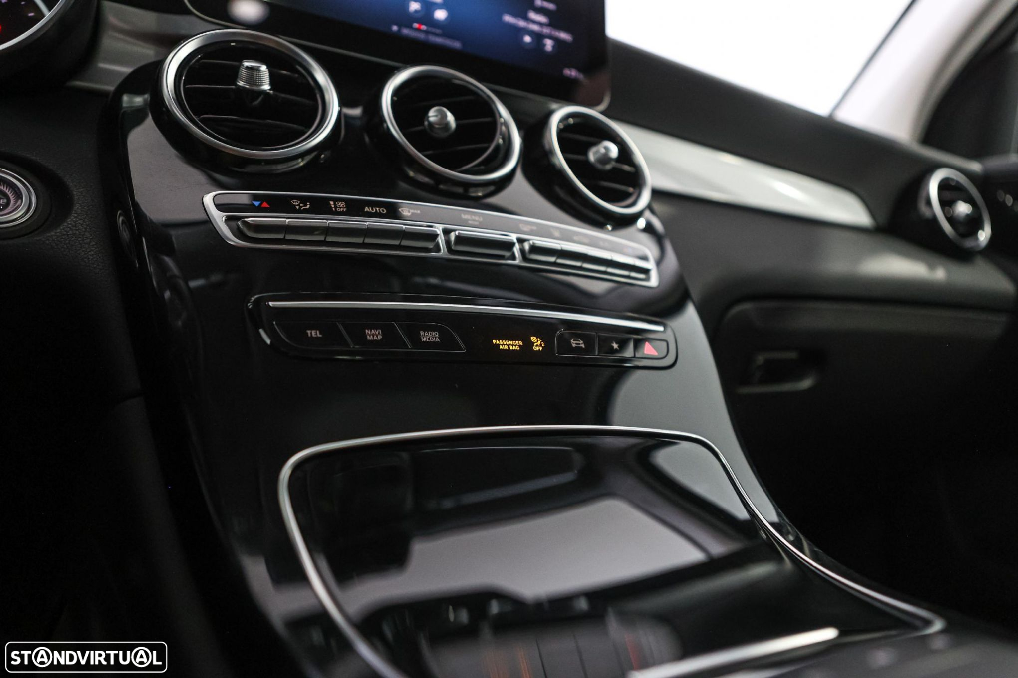 Mercedes-Benz GLC 300 de 4Matic - 23