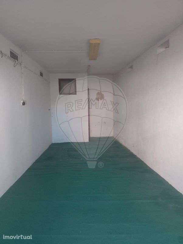 Garagem  para arrendamento - Grande imagem: 3/4