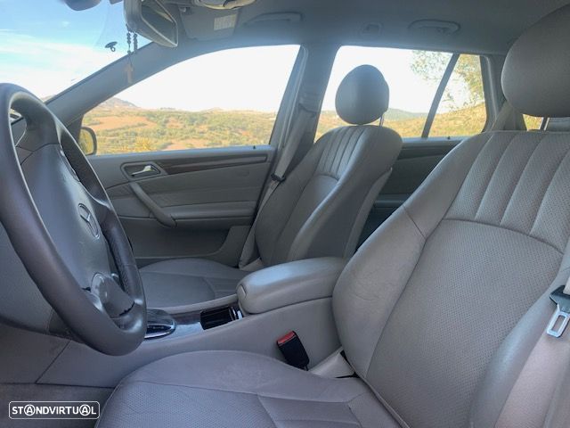 Mercedes-Benz C 220 - 27