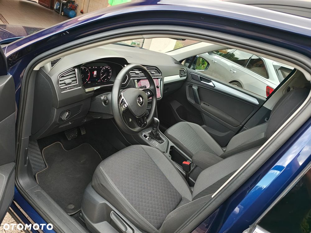 Volkswagen Tiguan - 4