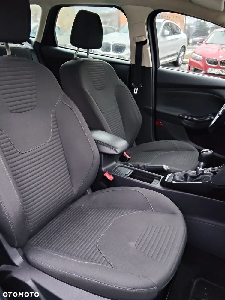 Ford Focus 1.0 EcoBoost Titanium - 17
