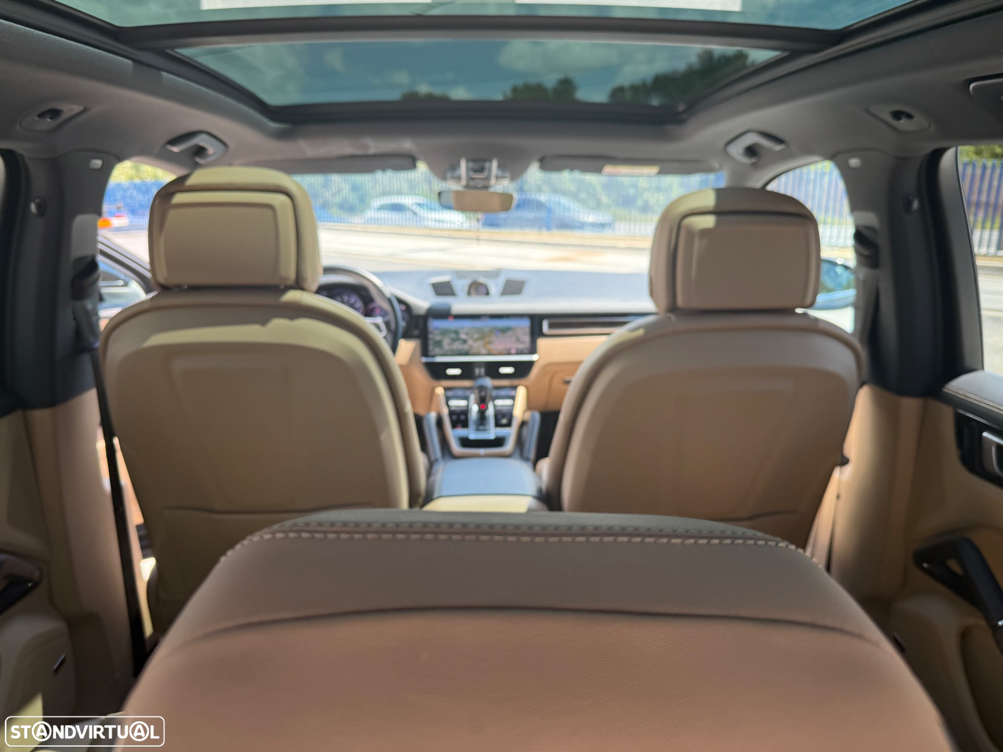 Porsche Cayenne E-Hybrid - 11