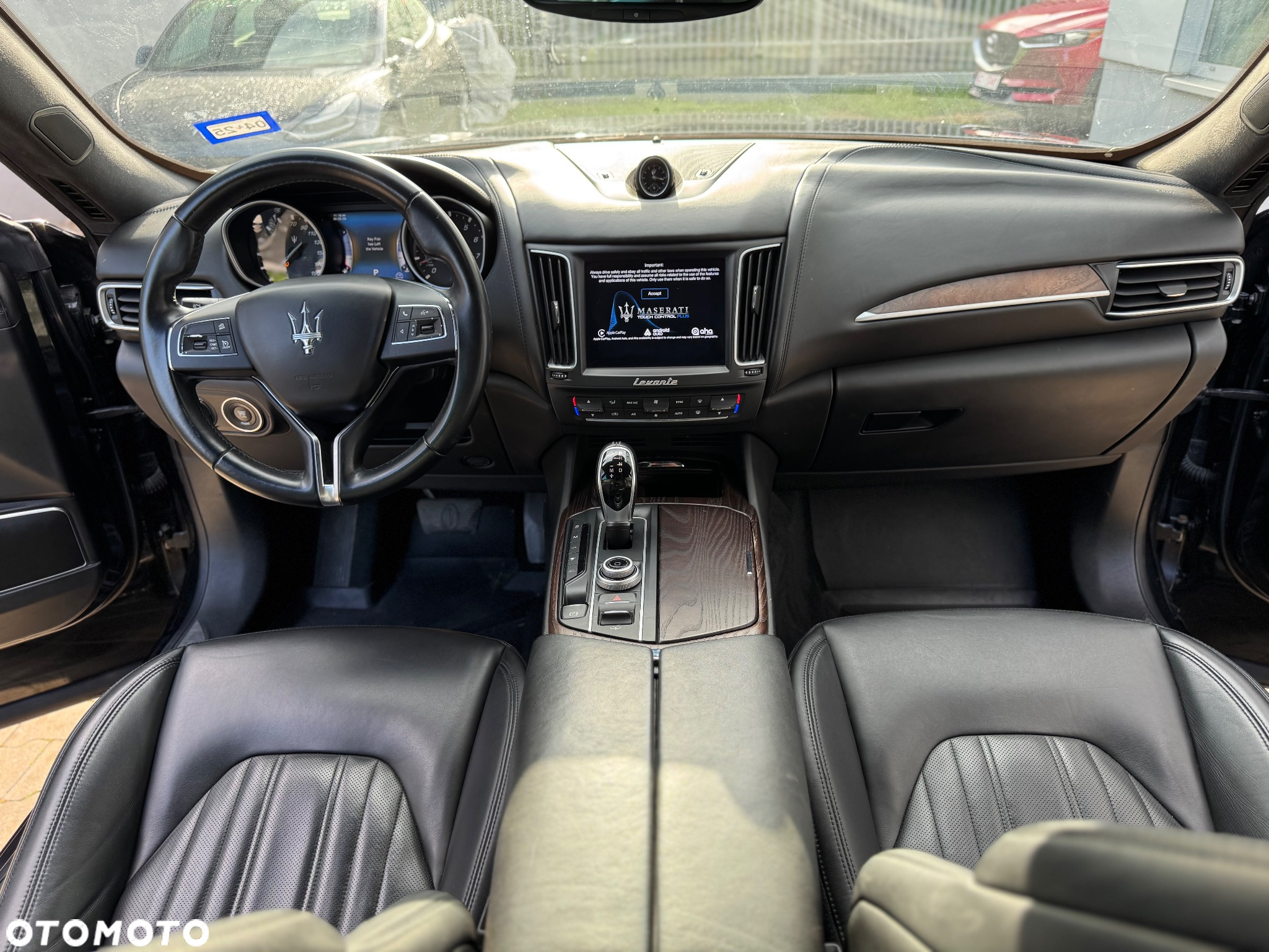 Maserati Levante Q4 Executive - 23