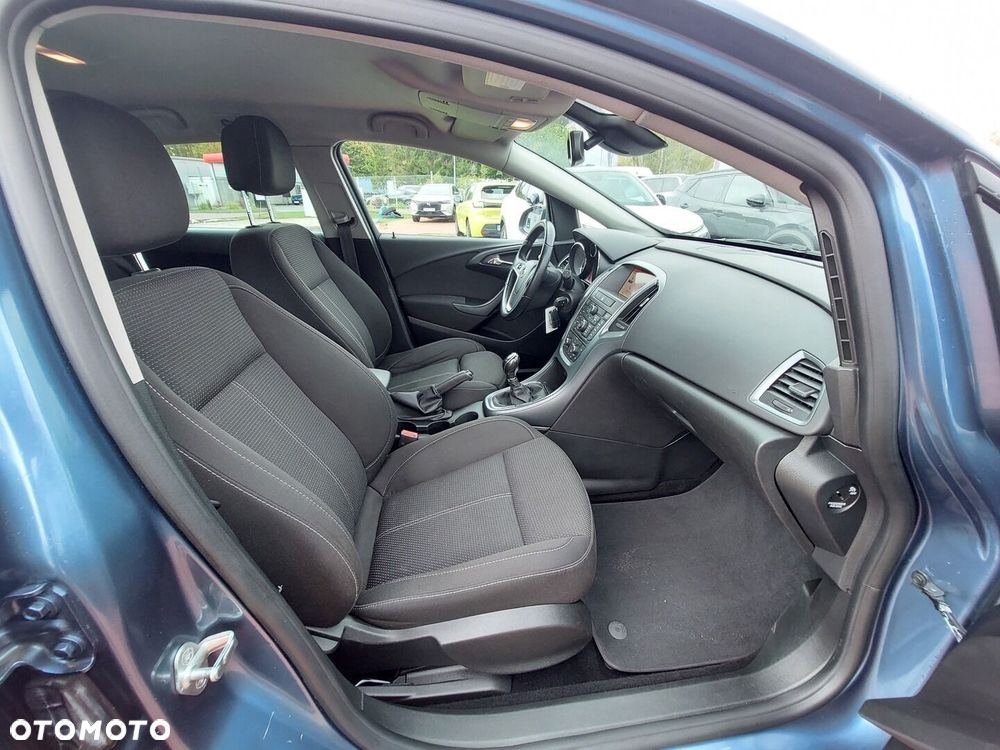 Opel Astra - 10