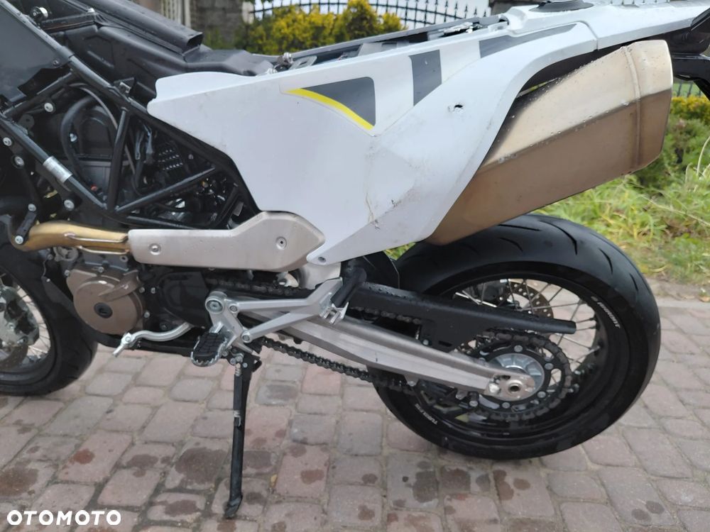 Husqvarna 701 - 18