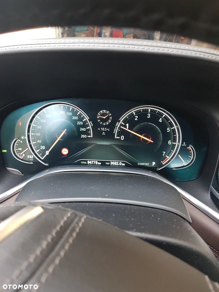 BMW Seria 7 750i xDrive - 3