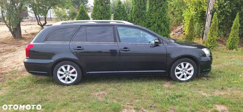 Toyota Avensis 2.0 D-4D - 6