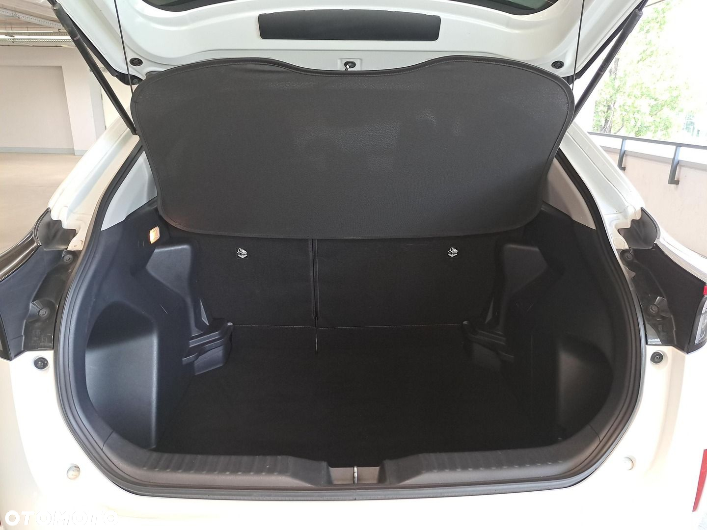 Toyota Yaris Cross - 12