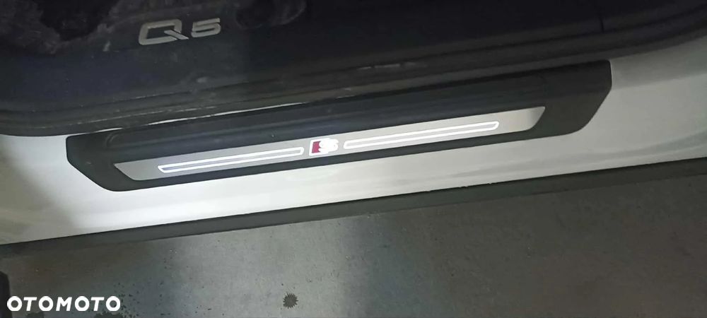 Audi Q5 45 TFSI quattro S tronic S line - 29