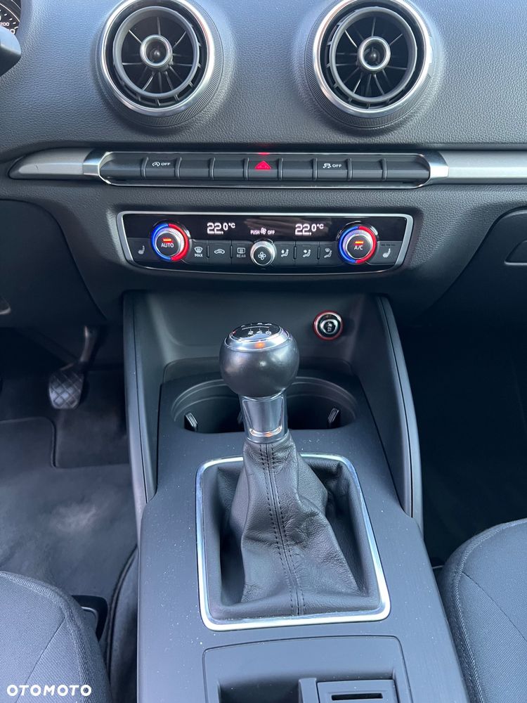 Audi A3 Sportback 1.2 TFSI Ambition - 18