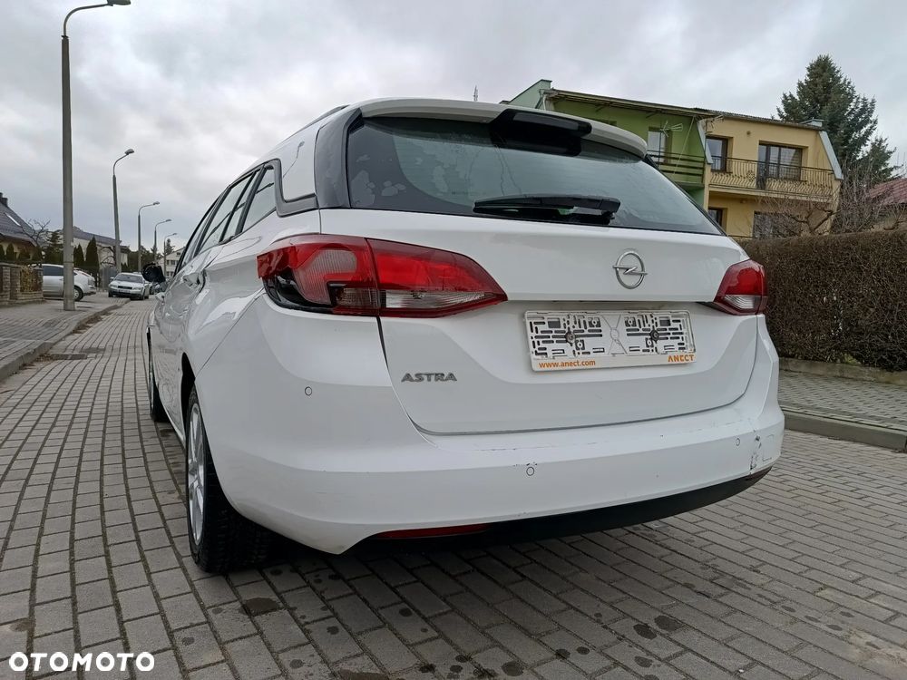 Opel Astra 1.5 D Start/Stop Business Edition - 8