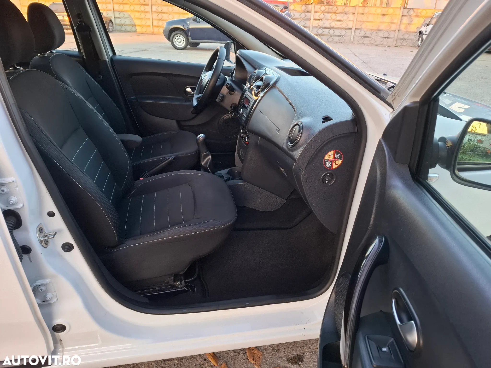 Dacia Logan MCV SCe 75 Laureate - 6