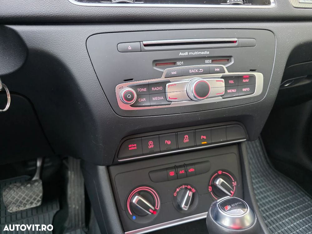 Audi Q3 2.0 TFSI Quattro S tronic sport - 24