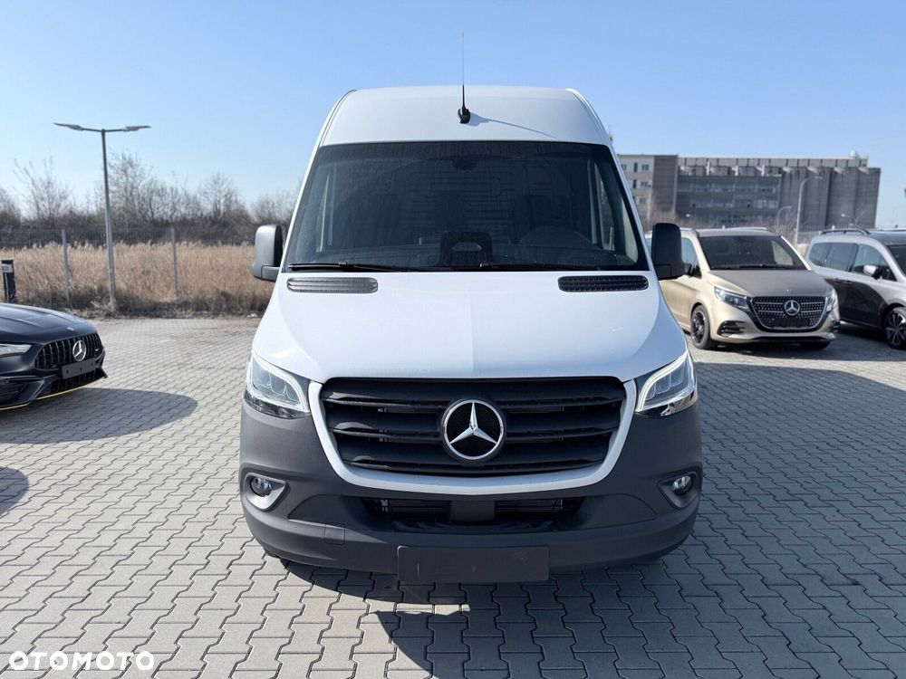 Mercedes-Benz Sprinter Furgon 319 CDI L4H2 - 2