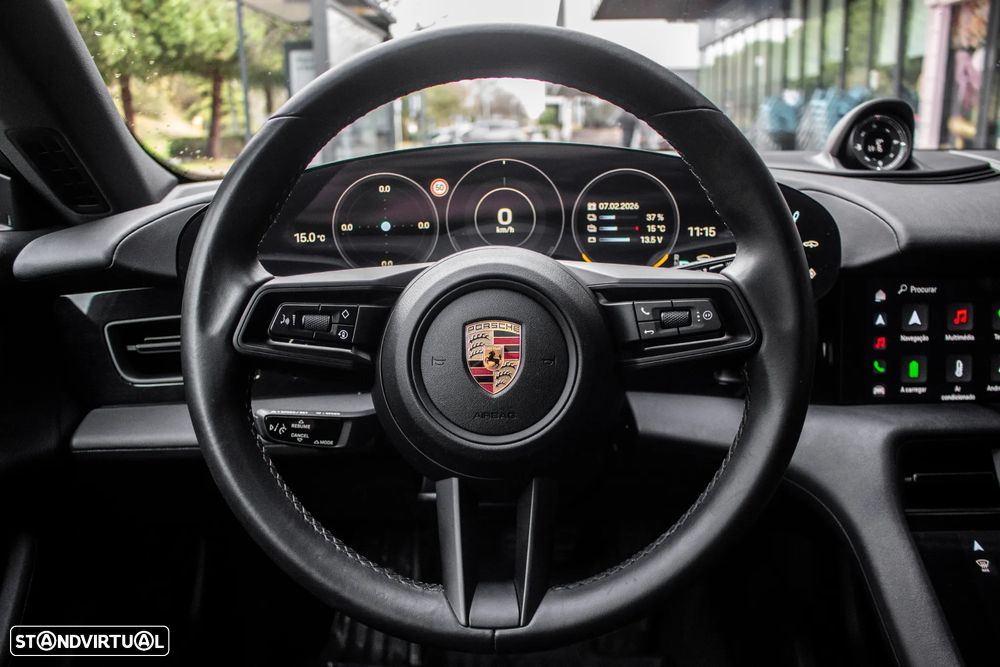 Porsche Taycan Cross Turismo 4 - 14