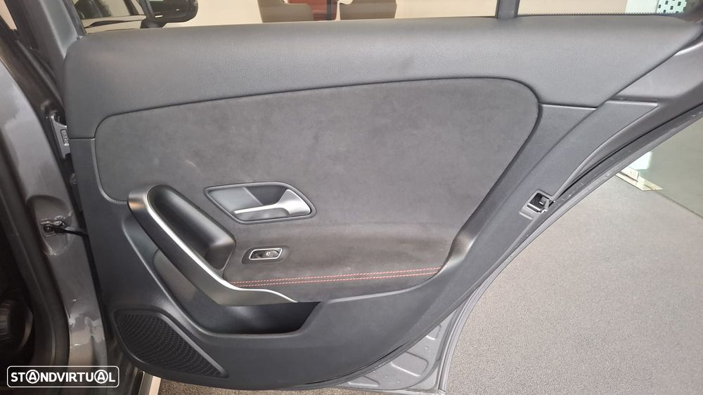 Mercedes-Benz A 200 Standard - 19