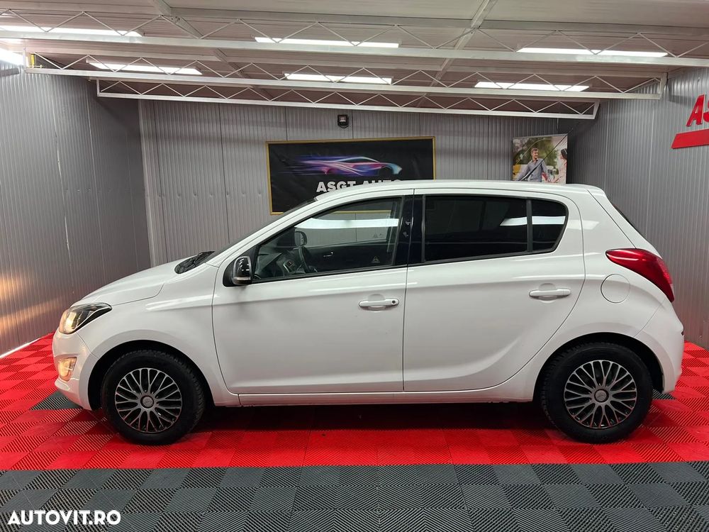 Hyundai i20 - 4