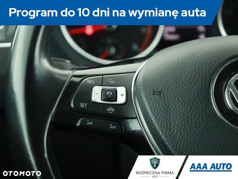Volkswagen Tiguan Allspace - 20