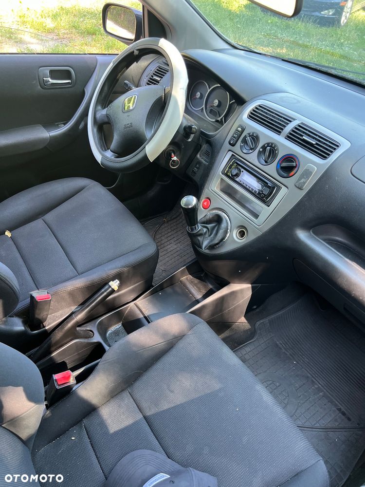 Honda Civic 1.4i S - 11