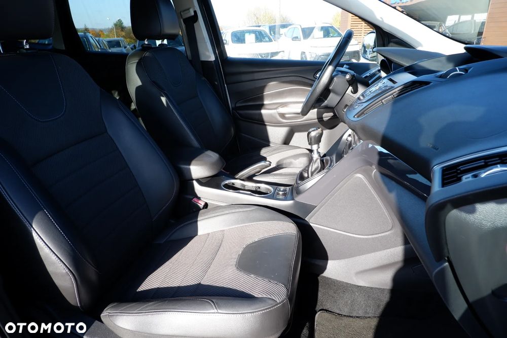 Ford Kuga 2.0 TDCi 4WD Titanium - 8