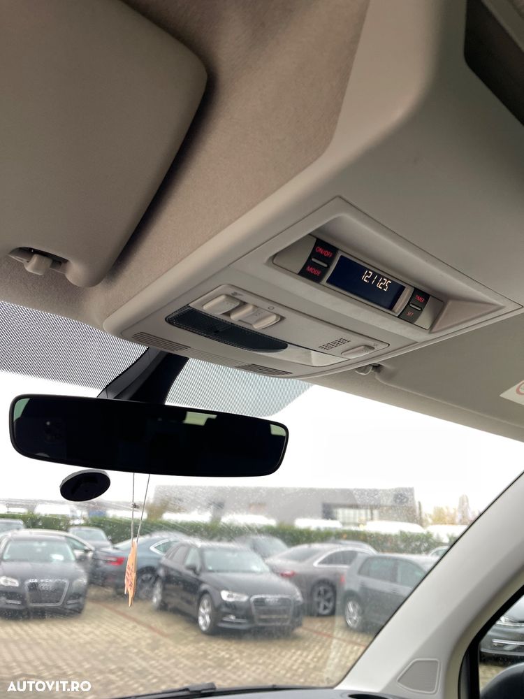 Volkswagen Transporter - 36