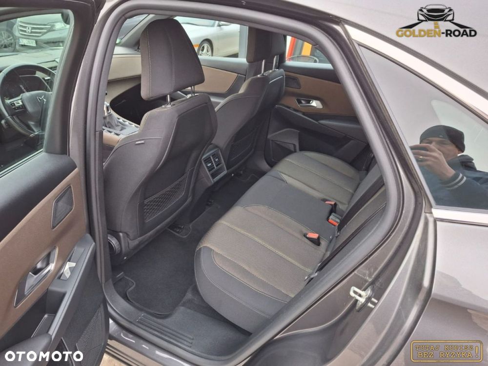 DS Automobiles DS 7 Crossback - 11
