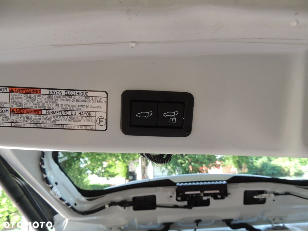 Toyota Corolla Cross 2.0 Hybrid Style - 34