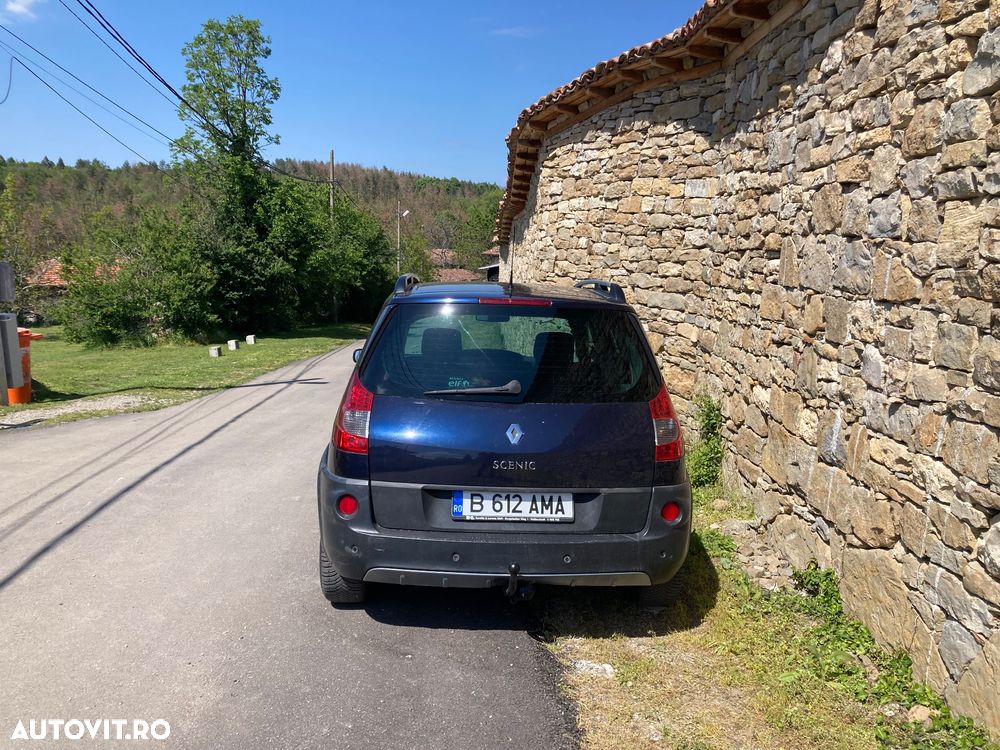 Renault Scenic 2.0 16V SL Conquest - 8