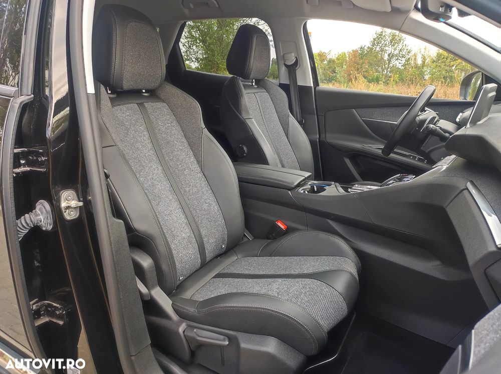 Peugeot 3008 PHEV 225 EAT8 Allure Pack - 13