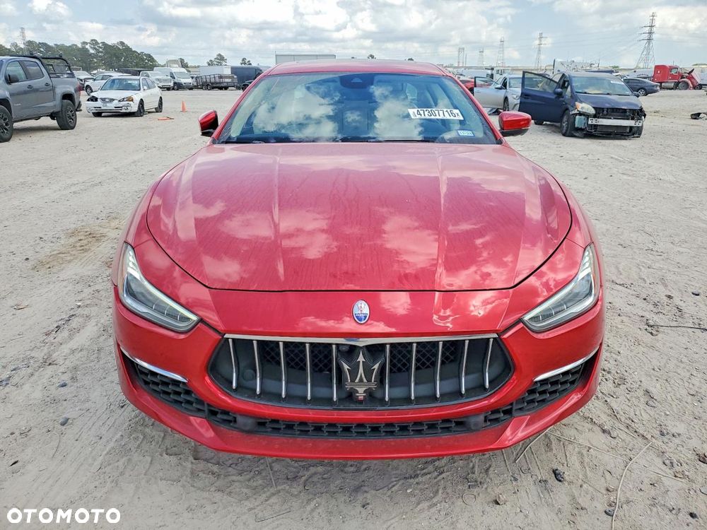 Maserati Ghibli - 2