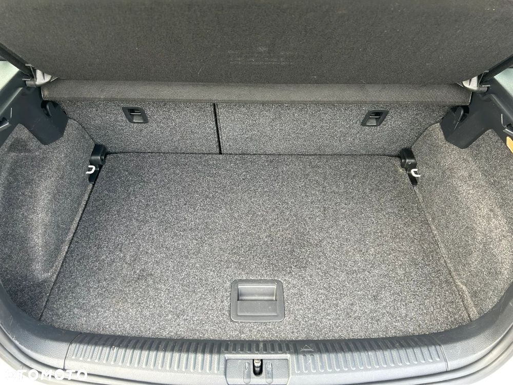 Volkswagen Polo 1.4 TDI (Blue Motion Technology) Comfortline - 15