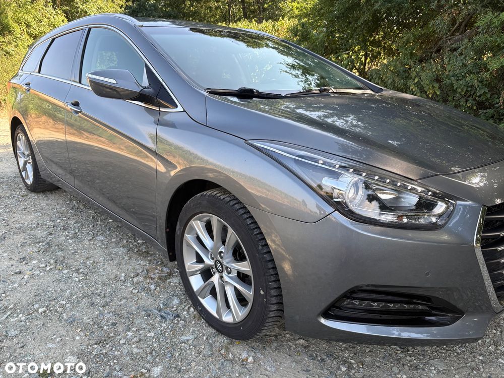 Hyundai i40 Kombi 2.0 Premium - 2