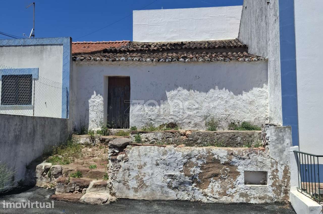 Ruína para recuperar em Aldeia das Cortes, S.B.Messines - Grande imagem: 3/15