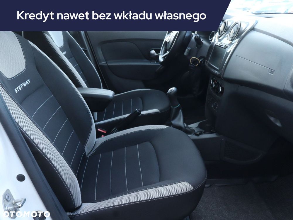 Dacia Sandero - 11