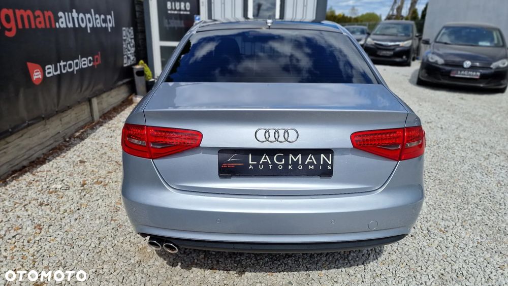 Audi A4 Limousine - 6
