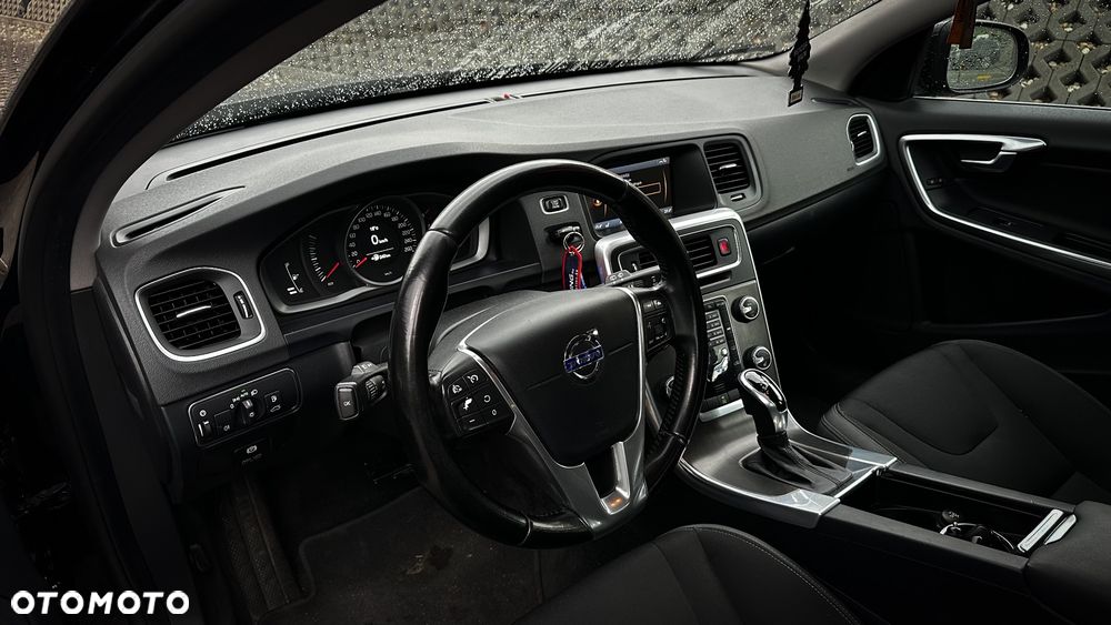 Volvo V60 D3 Summum - 13