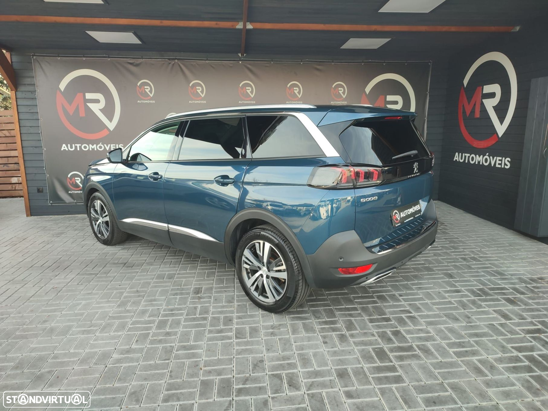 Peugeot 5008 1.5 BlueHDi Allure Pack EAT8 - 7