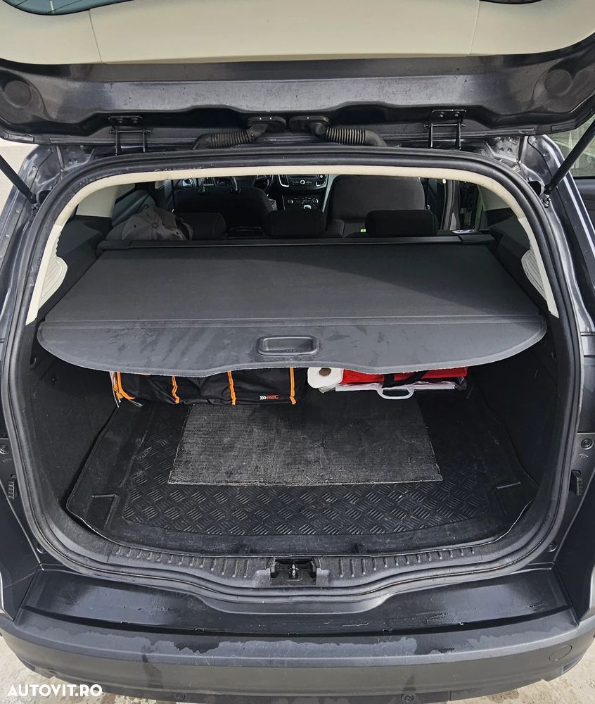 Ford Focus 1.5 TDCi Trend - 8