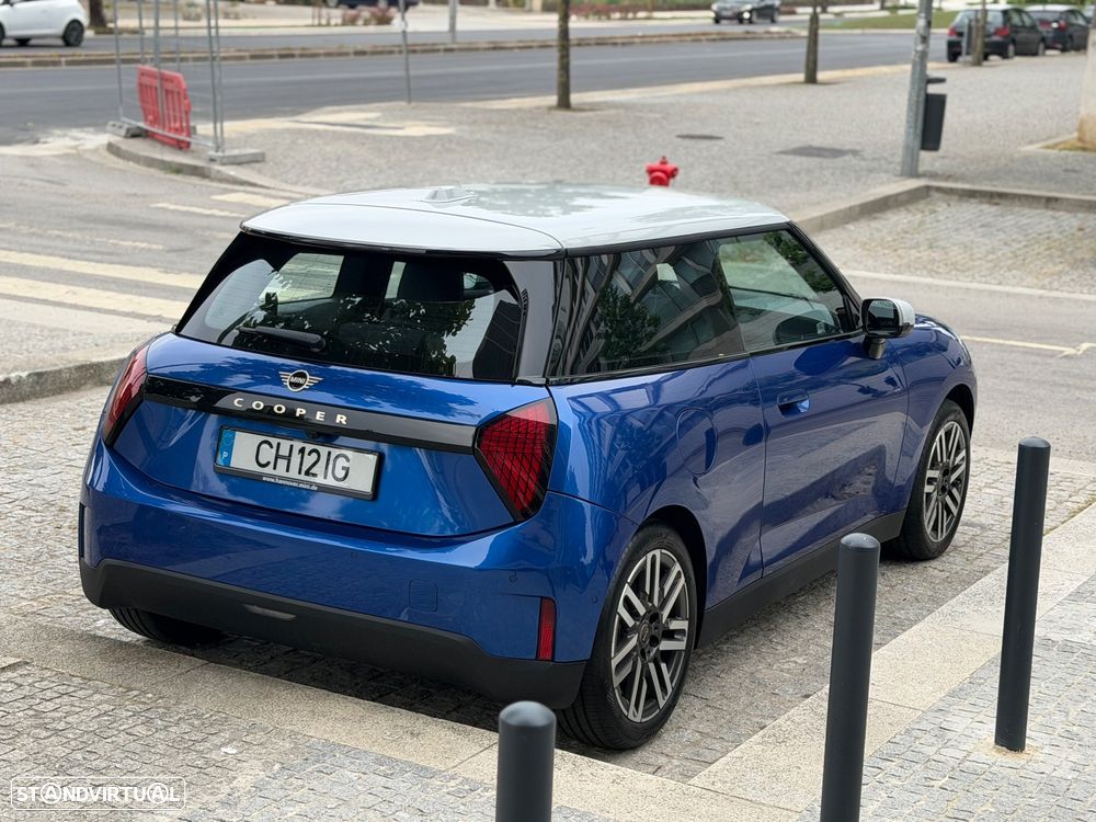MINI 3 Portas Cooper E Classic S - 8