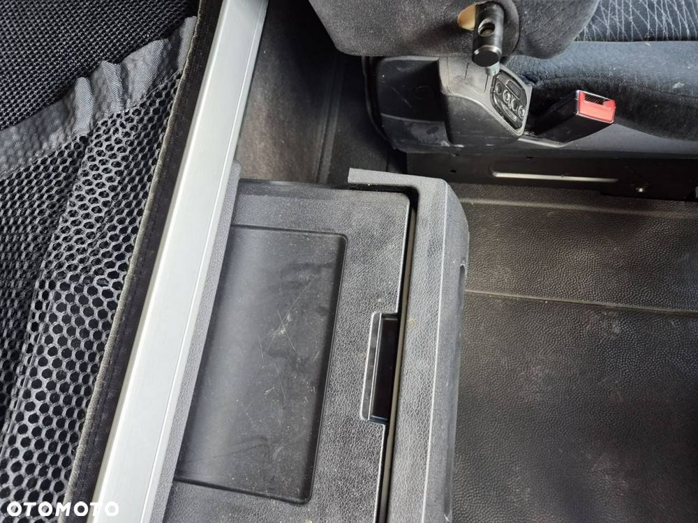 Mercedes-Benz Actros - 18