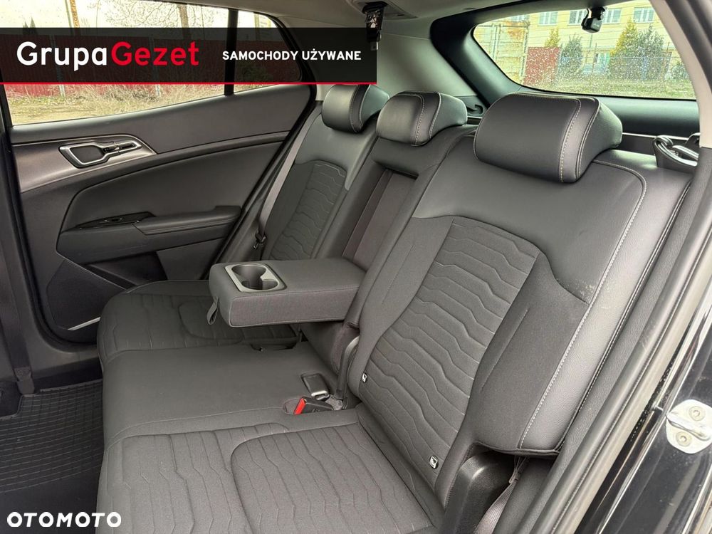 Kia Sportage 1.6 T-GDI MHEV Business Line 2WD DCT - 16